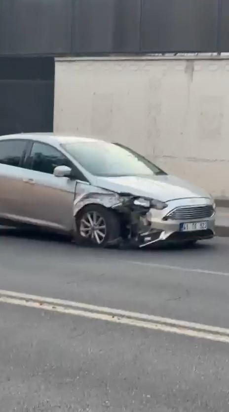 Diyarbakır&rsquo;da ehliyetsiz s&uuml;r&uuml;c&uuml; kazaya davetiye &ccedil;ıkardı