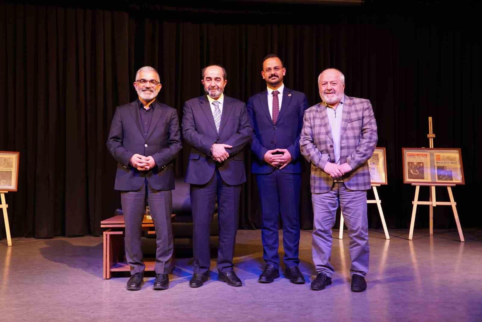 Erzurum&rsquo;da "Zor Zamanda Konuşan Adam: Necip Fazıl Kısak&uuml;rek" programına yoğun ilgi