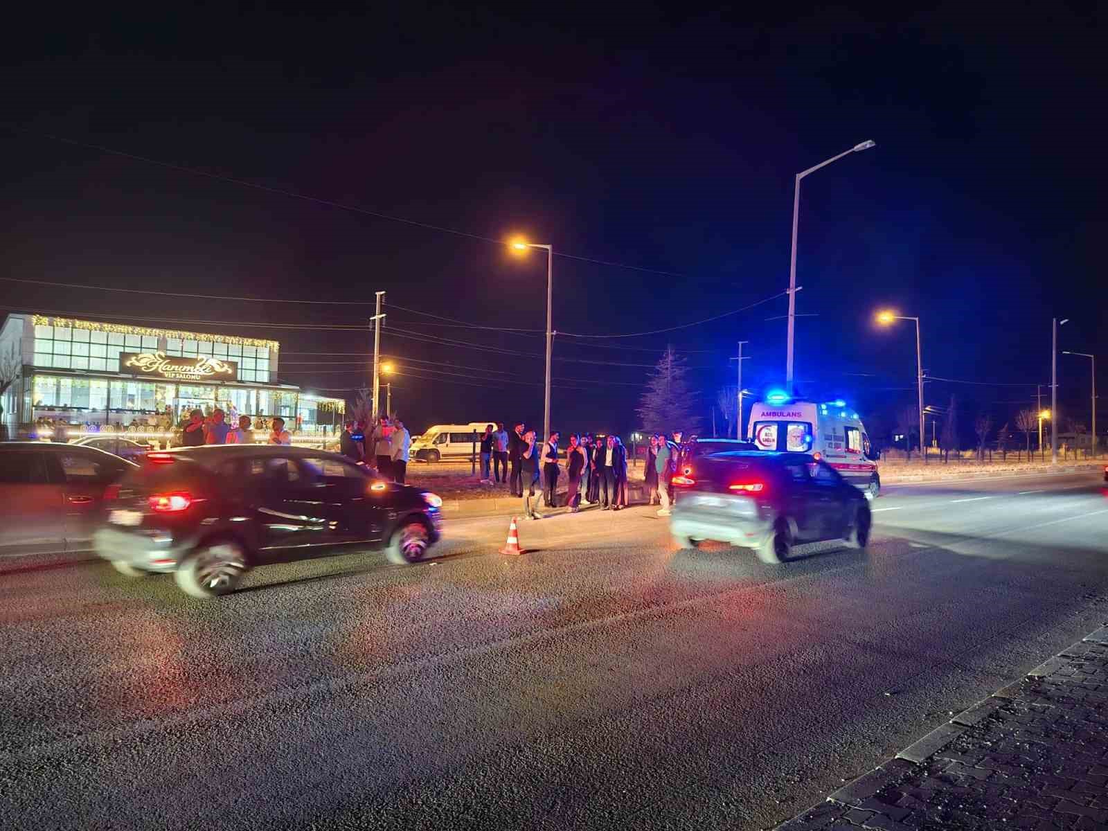 Yaşlı adam otomobilin &ccedil;arpması sonucu hayatını kaybetti