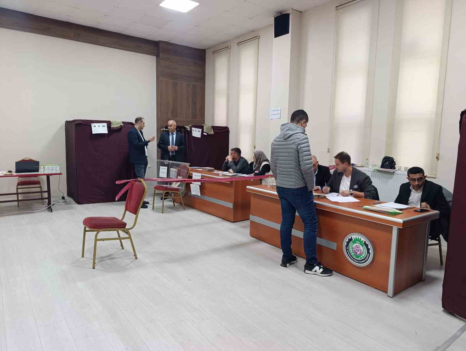 ATB&rsquo;de se&ccedil;im heyecanı: 2 aday yarışıyor