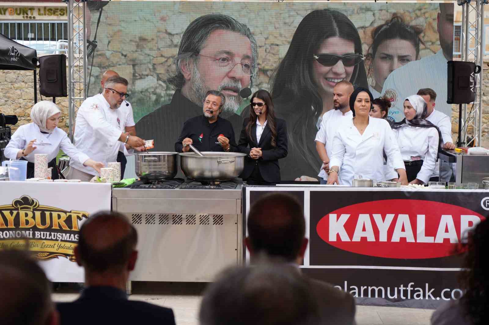 Bayburt&rsquo;un y&ouml;resel lezzetleri şeflerin yorumuyla hazırlandı
