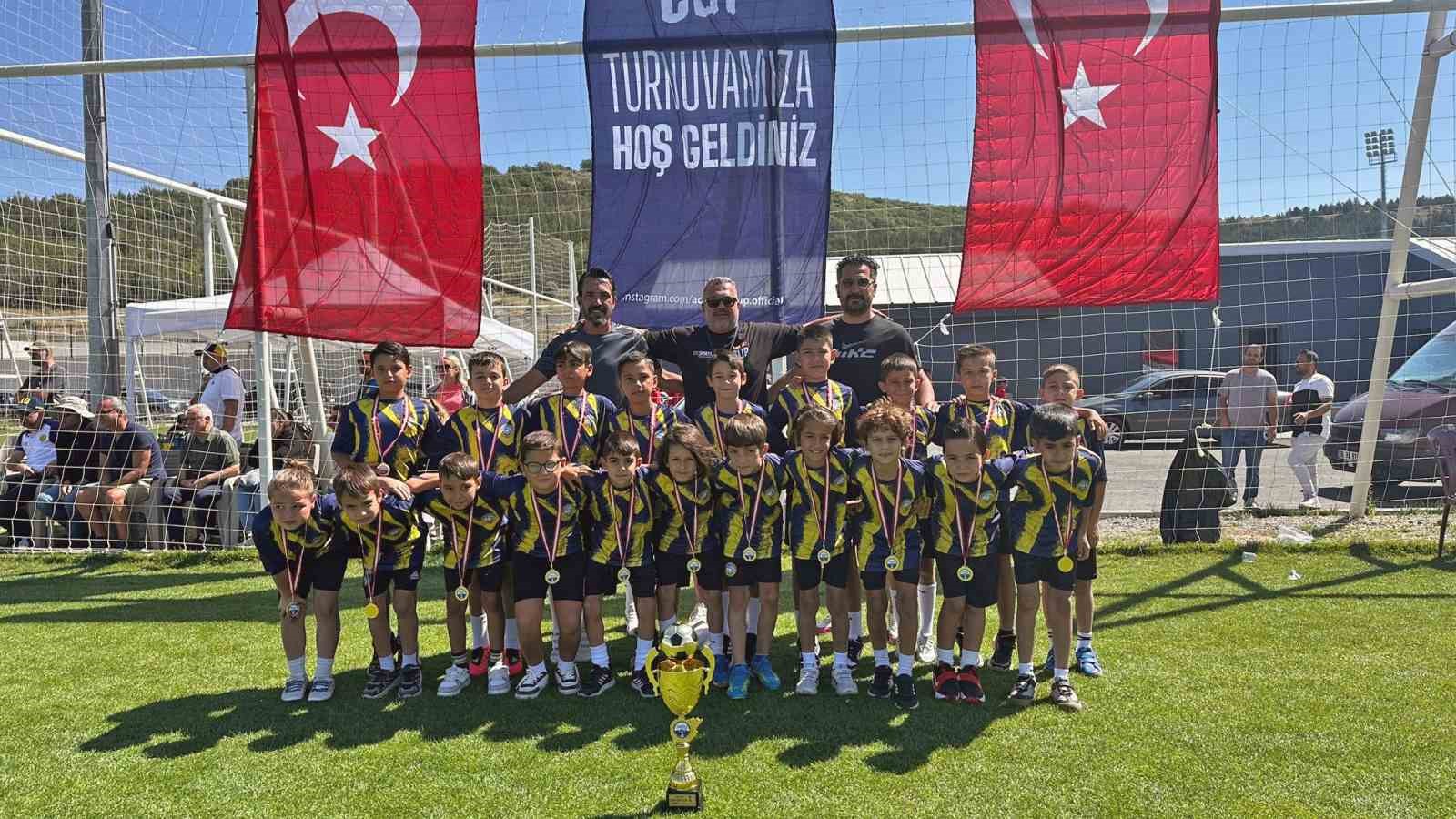 Erciyes&rsquo;te Talas zirvesi: iki kupa birden