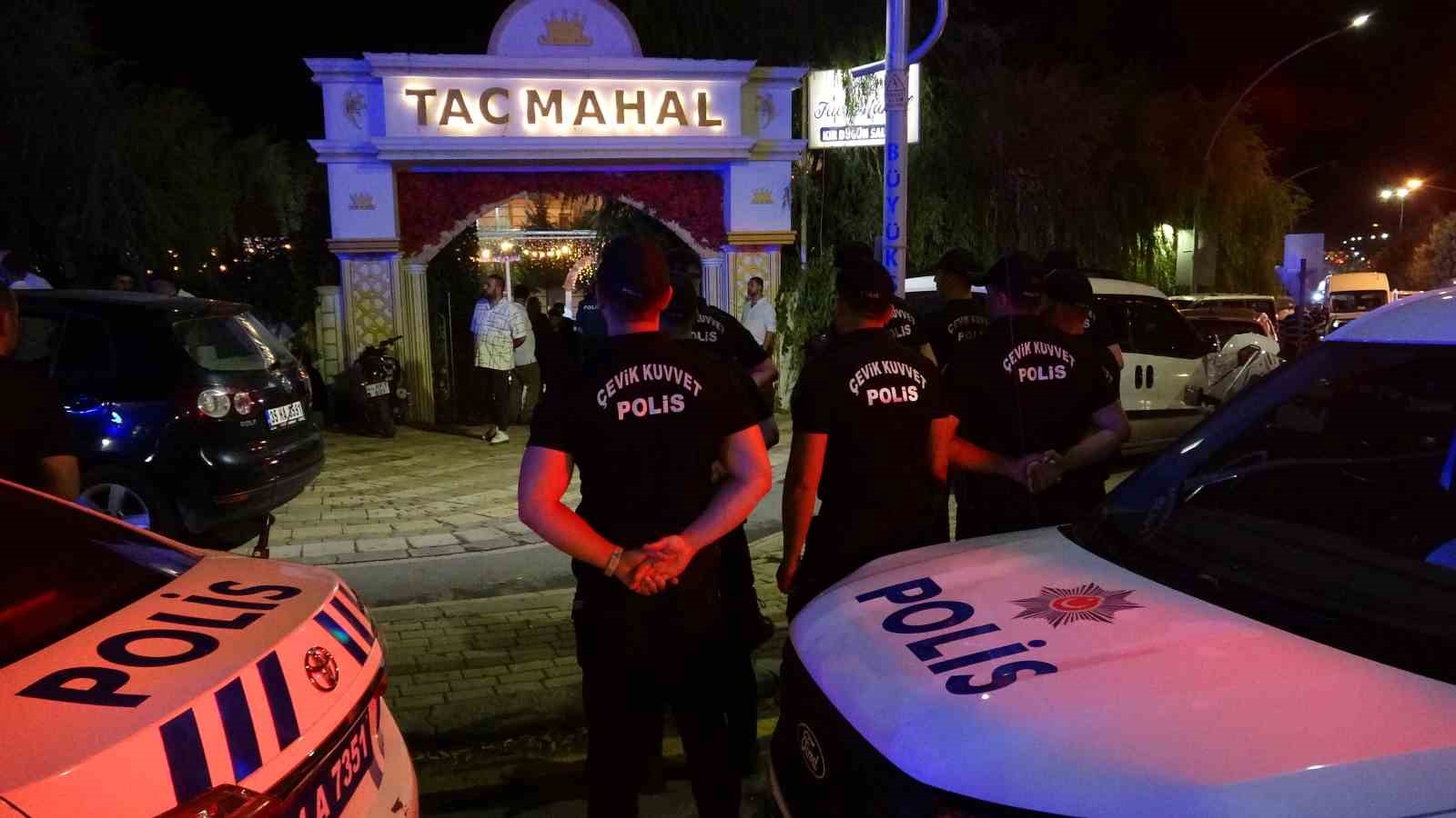 Malatya&rsquo;da halayda "elini tuttun" kavgası: 3 yaralı