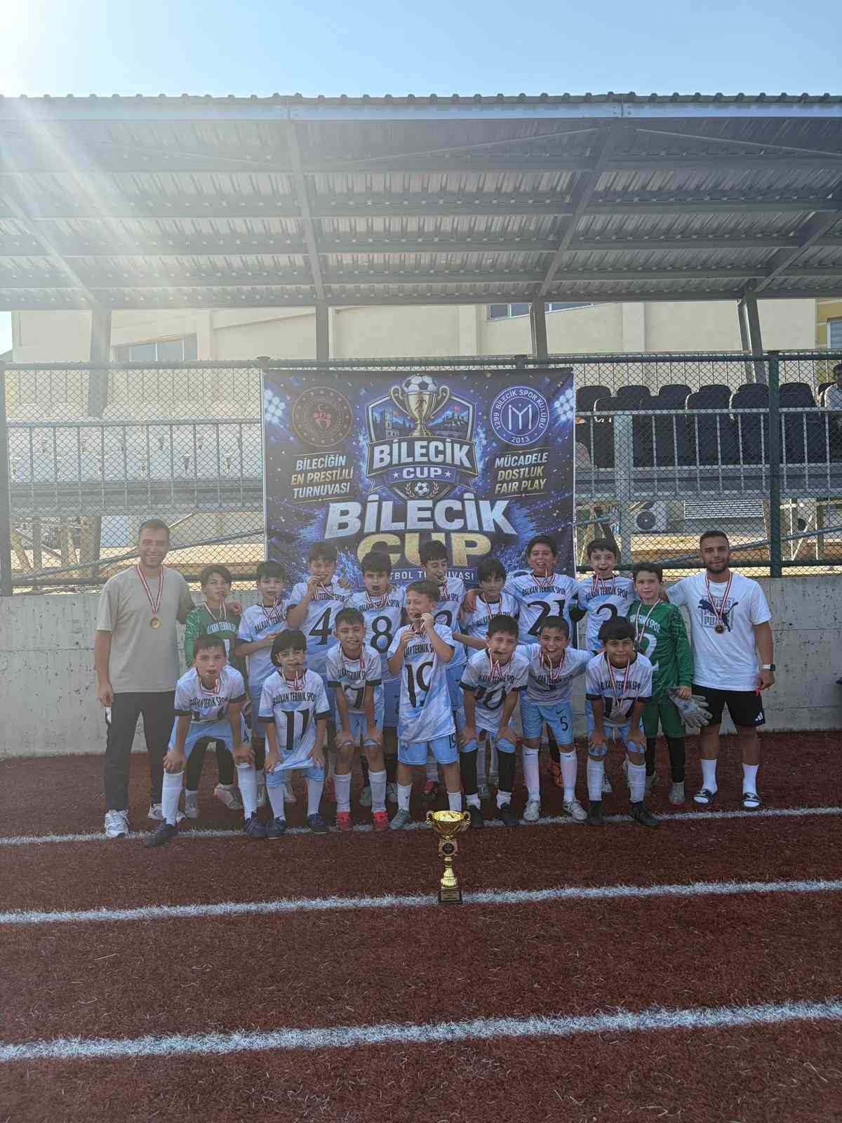 Bilecik CUP U12 Turnuvasının şampiyonu Balkan Termik Spor Kul&uuml;b&uuml; oldu