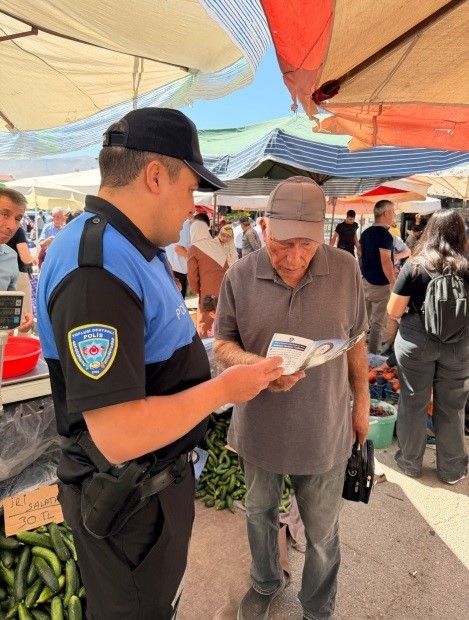 Niğde&rsquo;de polis vatandaşları dolandırıcılık ve hırsızlığa karşı uyardı