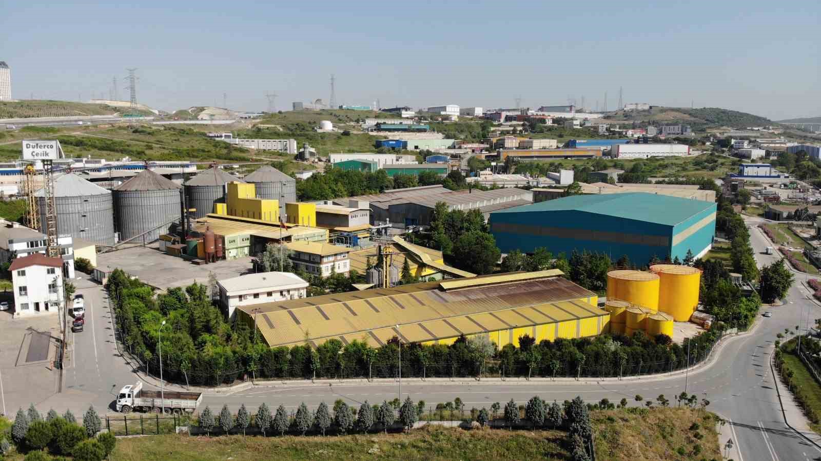 L&uuml;tf&uuml; T&uuml;rkkan&rsquo;ın fabrikasına milyonluk k&ouml;t&uuml; koku cezası