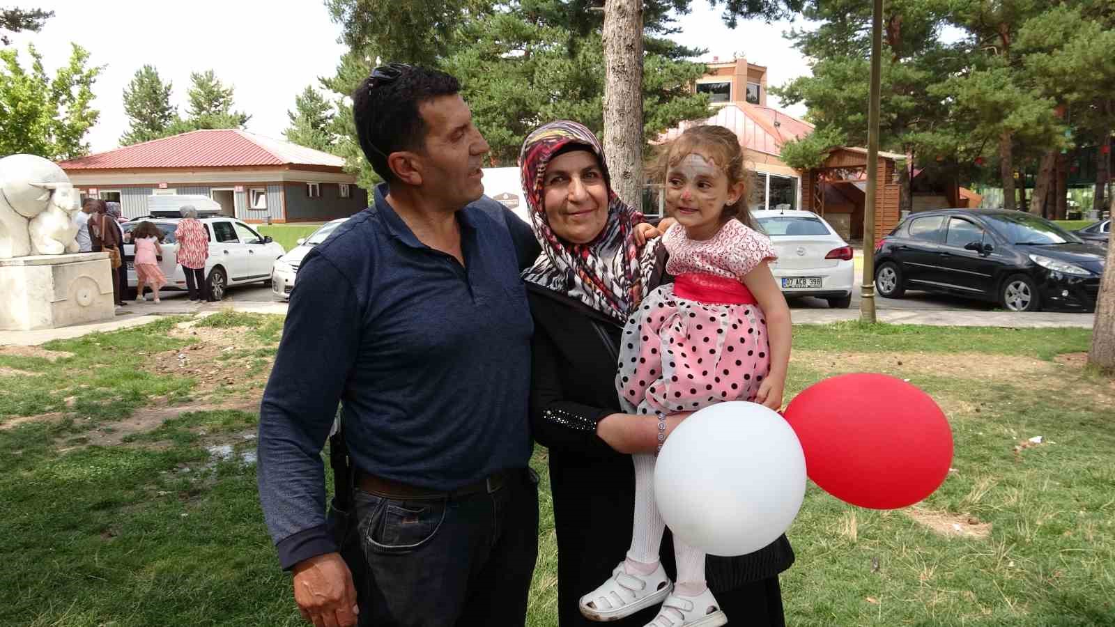 8 bebeklerini anne karnında kaybeden &ccedil;iftin 30 yıllık &ccedil;ocuk hasreti Ecrin Su ile son buldu