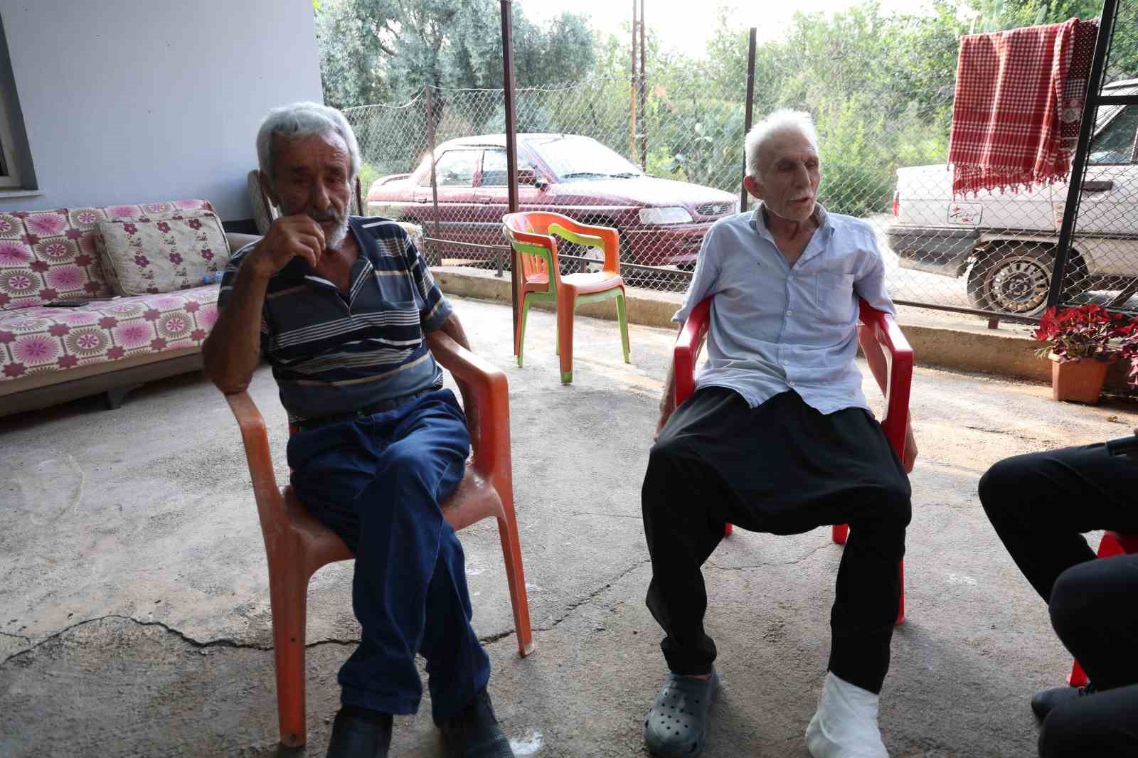 Yaşlı adamlardan &ouml;rnek davranış