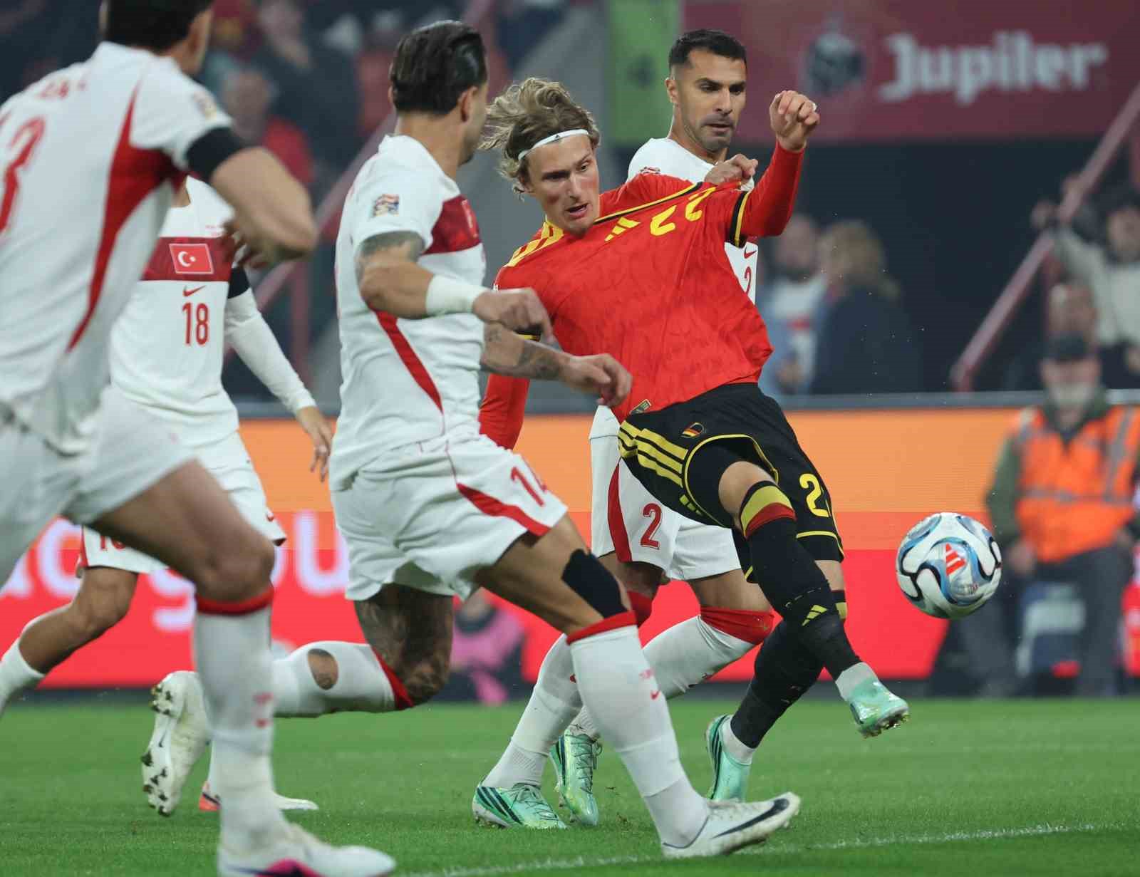 UEFA Uluslar Ligi: Bel&ccedil;ika: 1 - T&uuml;rkiye: 0 (İlk yarı)