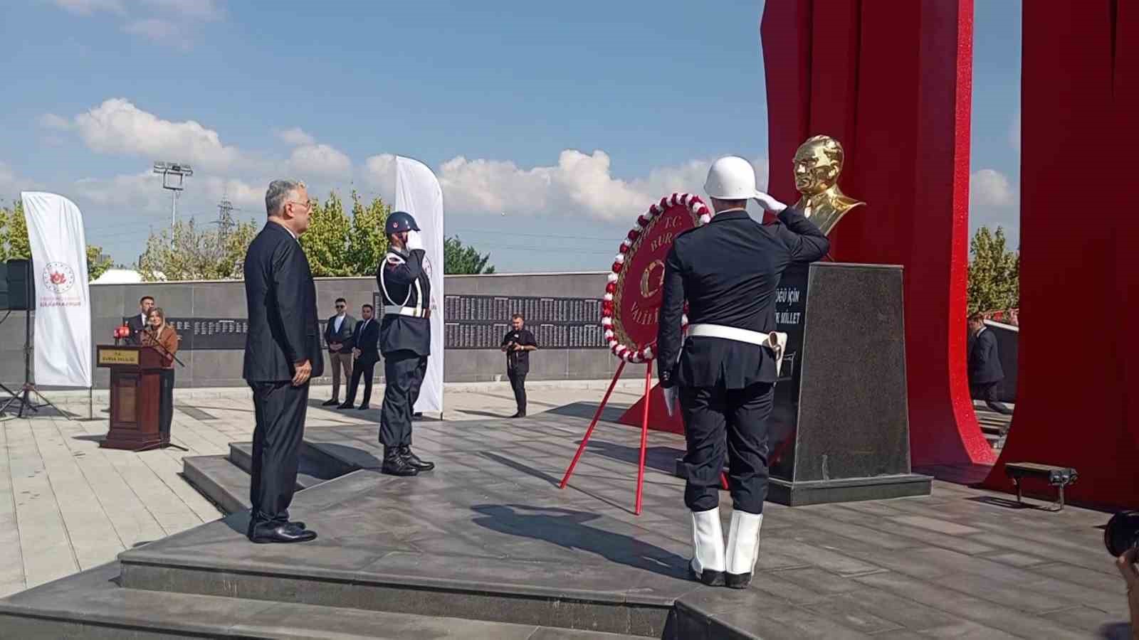 Bursa&rsquo;da 19 Eyl&uuml;l Gaziler G&uuml;n&uuml;&rsquo;nde şehitler ve gaziler anıldı