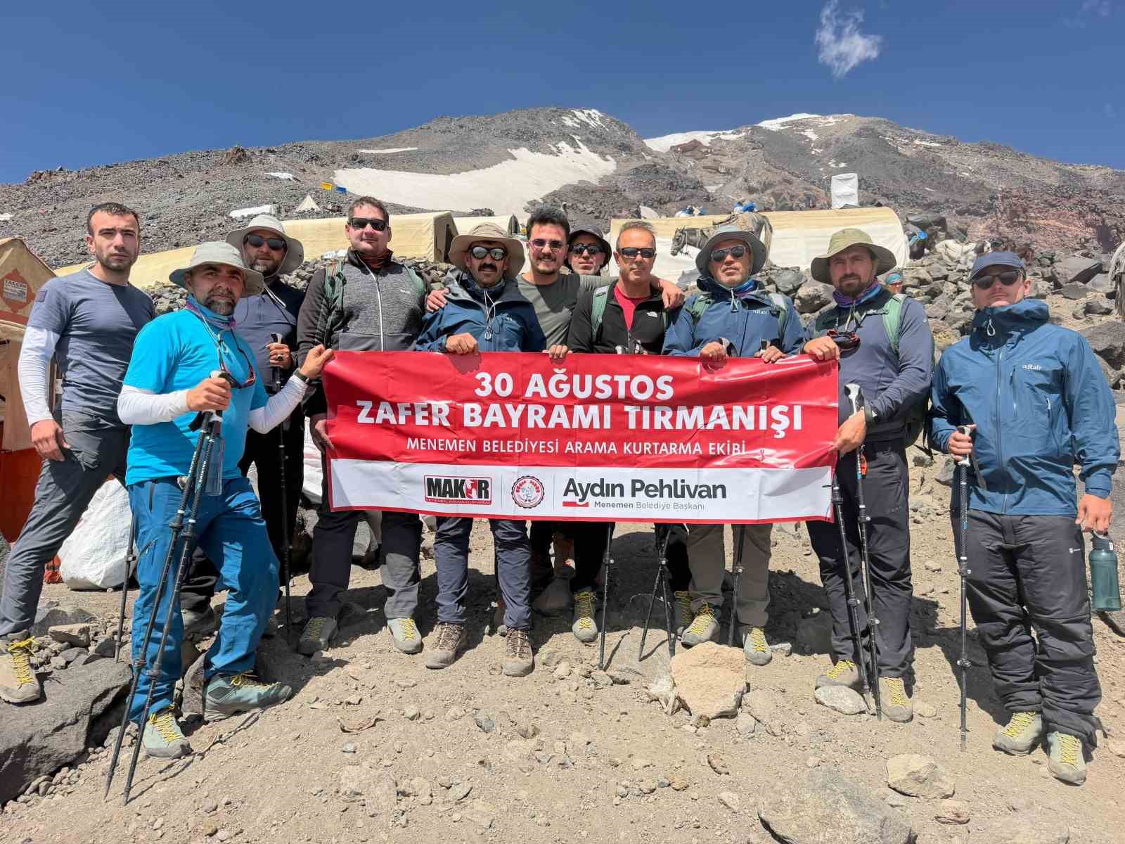 Menemen Belediyesi Ağrı Dağı&rsquo;nın zirvesinde
