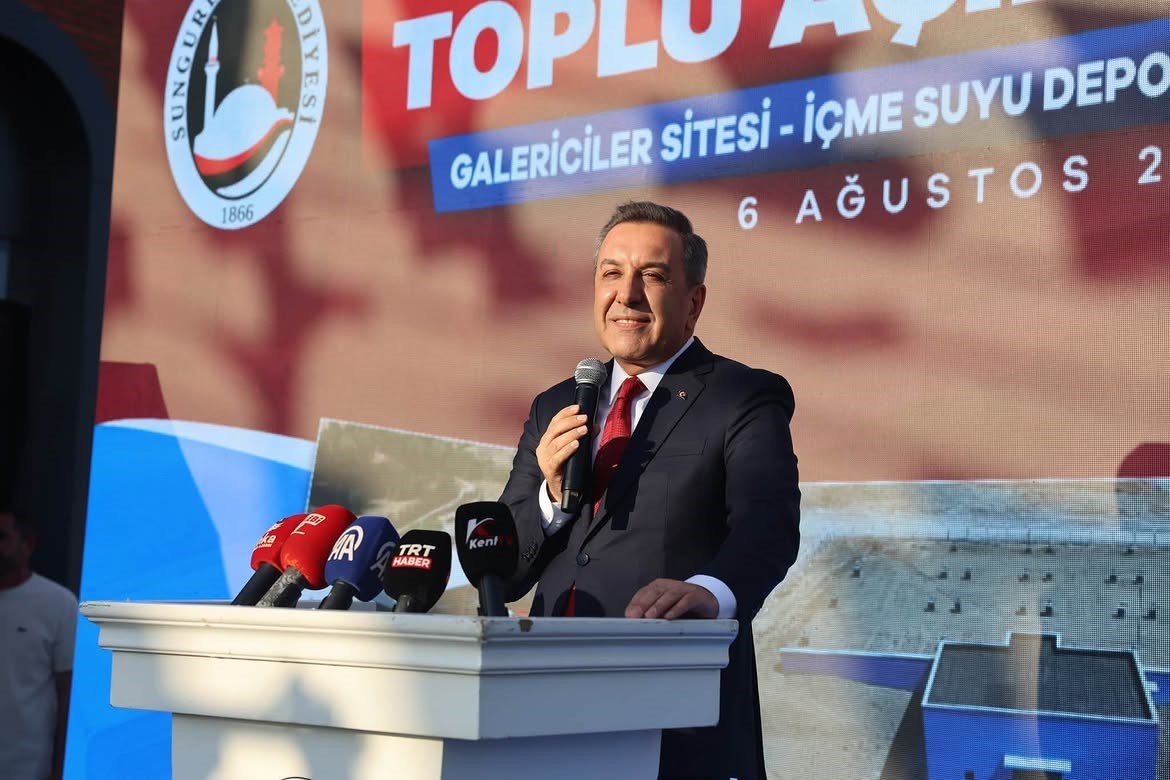 Sungurlu&rsquo;da dev yatırımlar i&ccedil;in toplu a&ccedil;ılış ve temel atma t&ouml;reni d&uuml;zenlendi