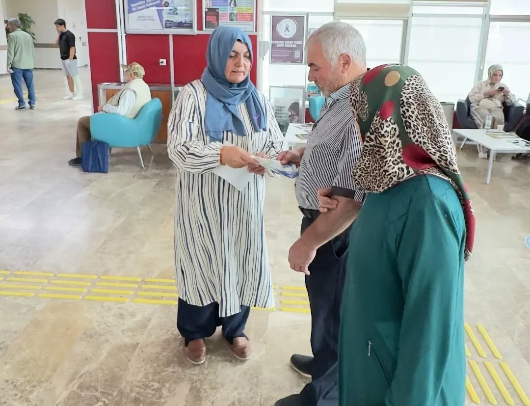 Lenfoma ve prostat kanserine ilişkin vatandaşlara bilgilendirme yapıldı
