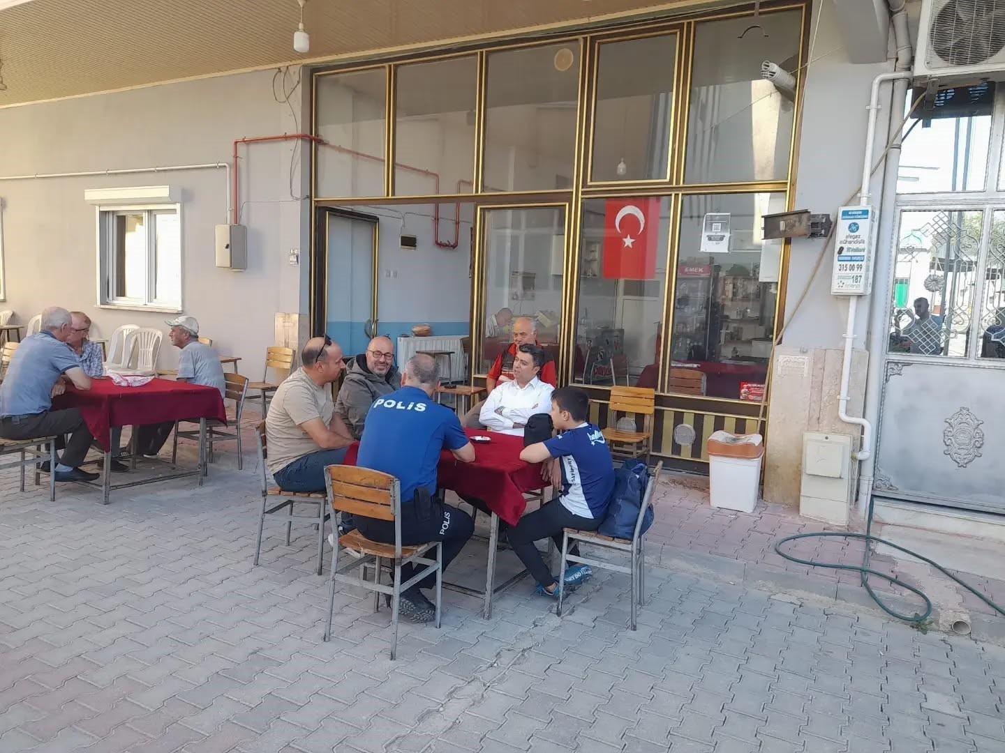 Yenipazar Kaymakamı Karataş, esnaf ve vatandaşlarla buluştu