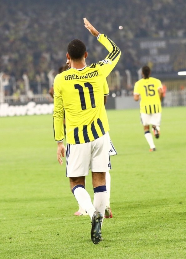 Kadıköy’de 31 milyar liralık derbi