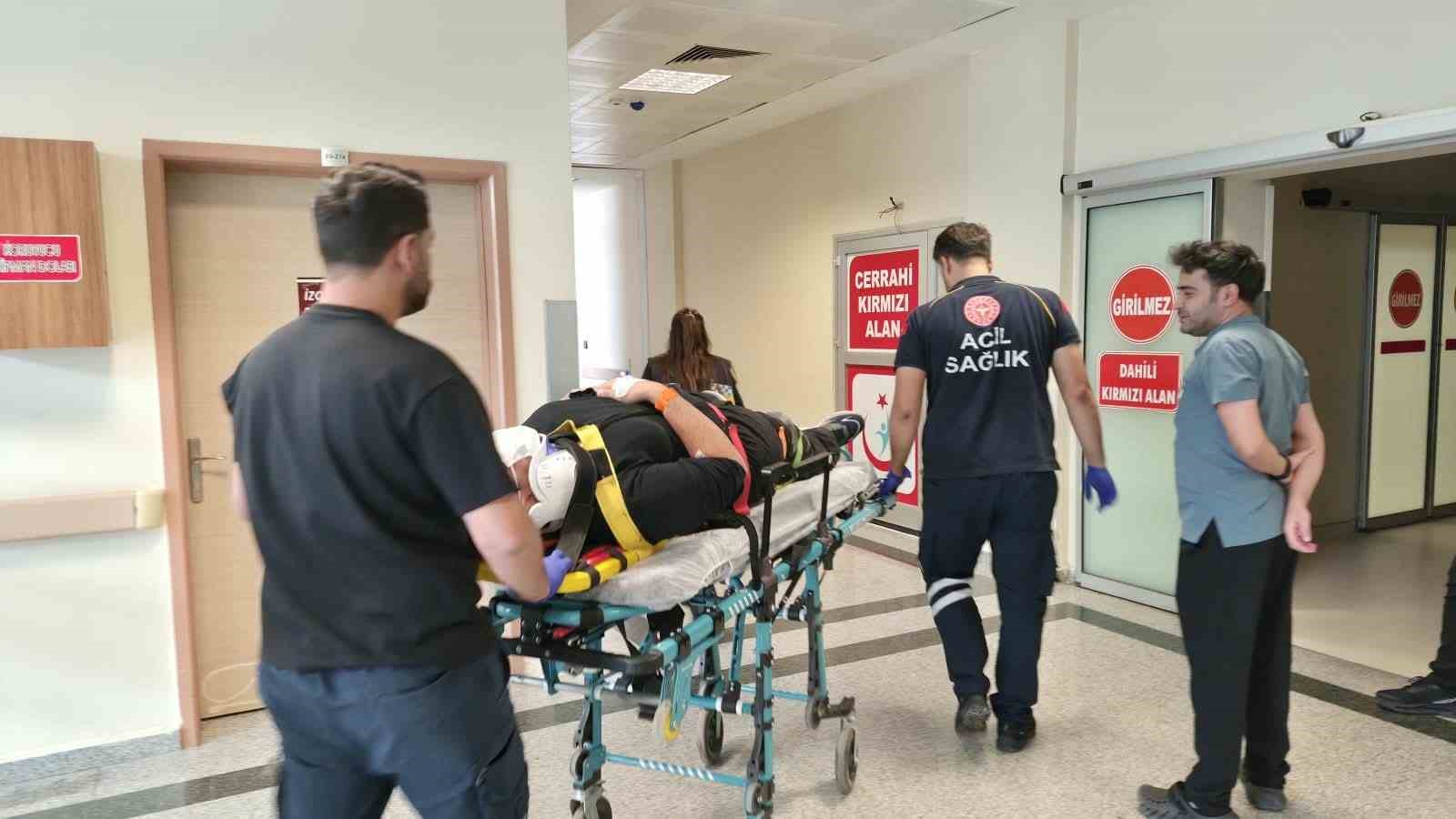 Motosiklet devrilerek s&uuml;r&uuml;klendi: 1 yaralı
