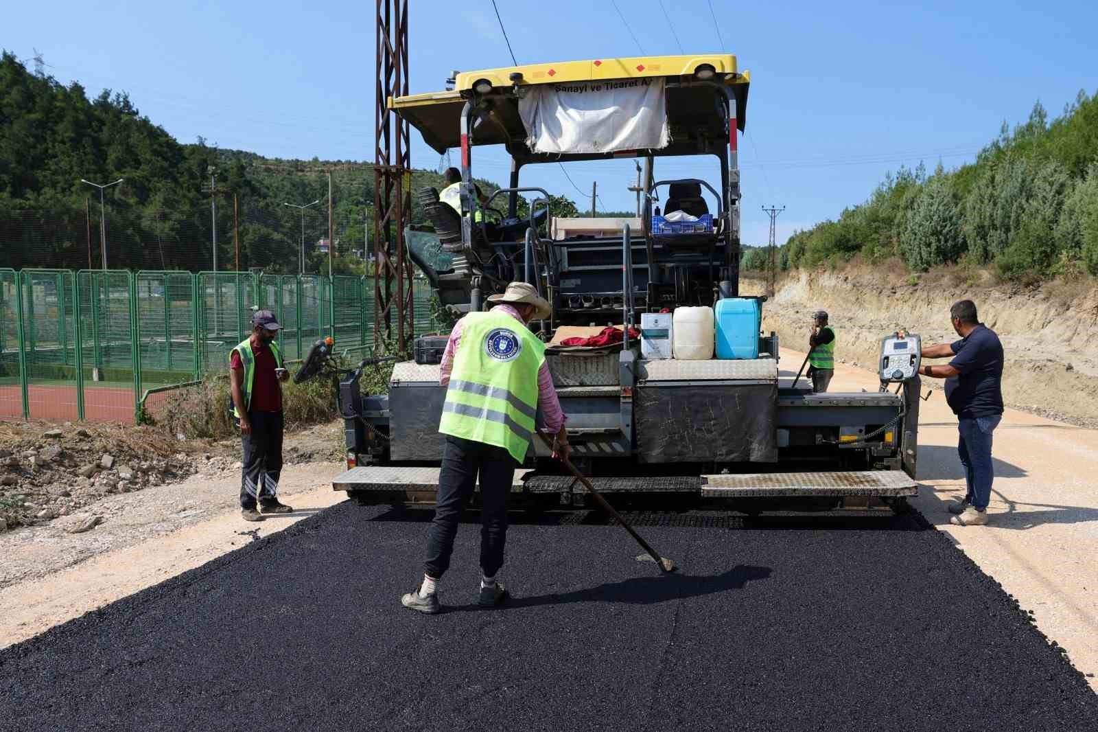 Mudanya&rsquo;da yollar B&uuml;y&uuml;kşehir&rsquo;le yenileniyor