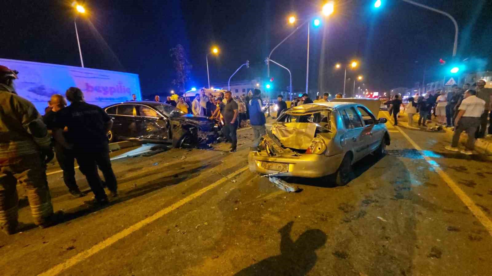 Düzce’de 6 araçlı zincirleme kaza: 2 yaralı