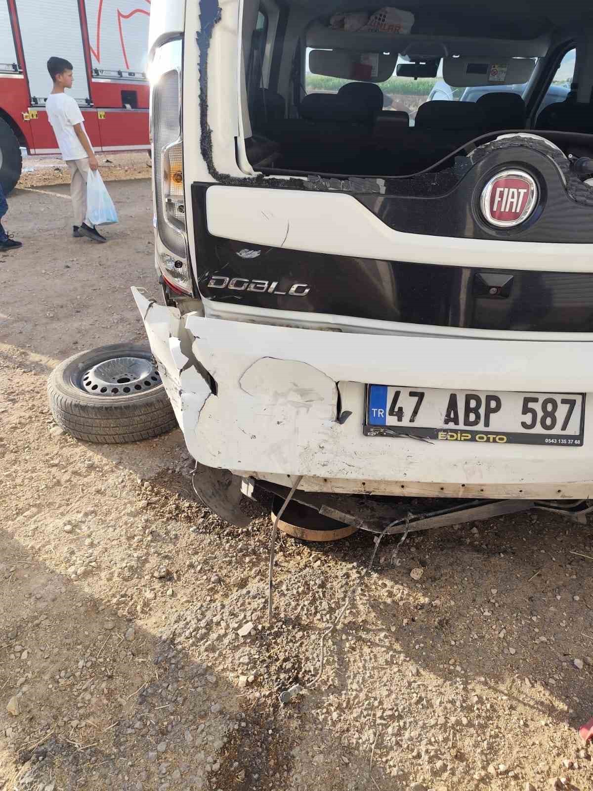 Mardin’de otomobil ile hafif ticari araç çarpıştı: 1 yaralı