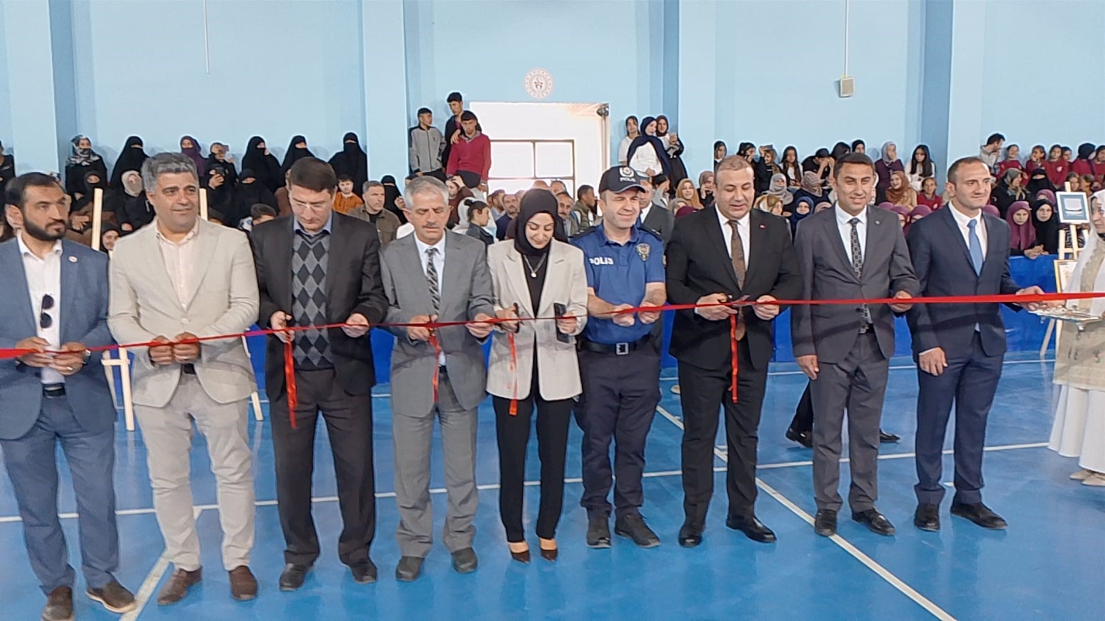 &Ccedil;at&rsquo;ta Halk Eğitim Merkezi yıl sonu sergisine b&uuml;y&uuml;k ilgi