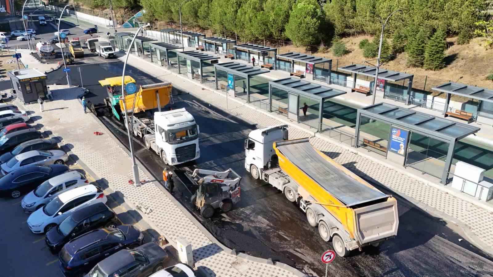 Alikahya&rsquo;da 2,7 kilometrelik yol g&uuml;zergahı yenileniyor