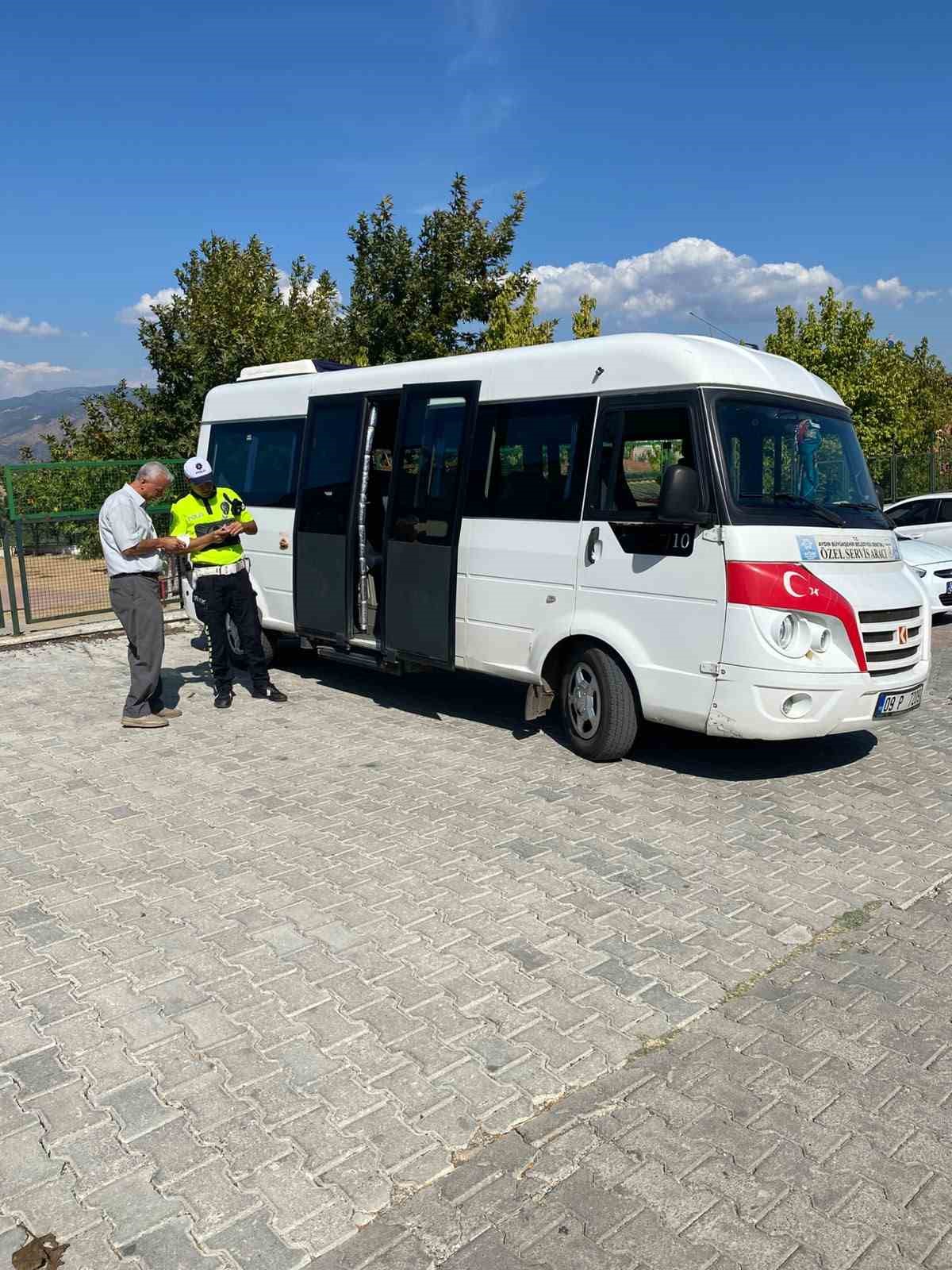 Bozdoğan emniyeti &ouml;ğrencilerin g&uuml;venliği i&ccedil;in sahada