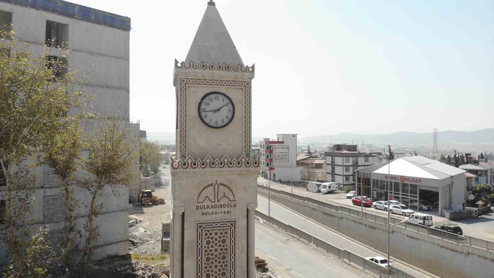 Dulkadiroğlu&rsquo;nun simgesi saat kulesi &ccedil;alışmıyor