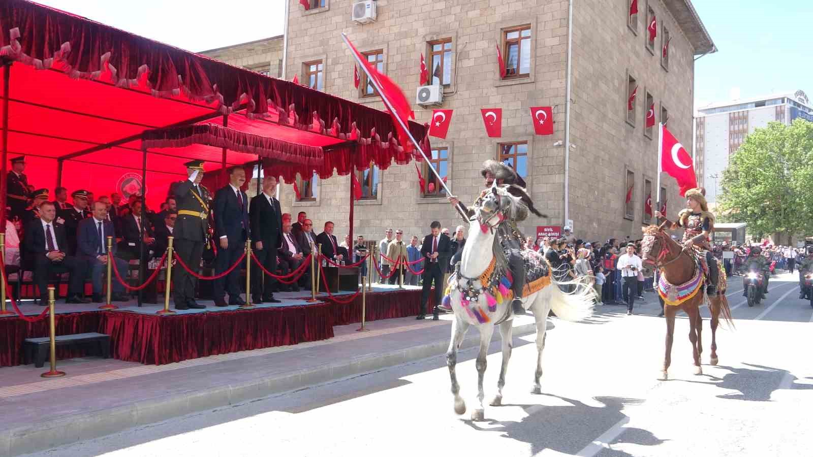 Isparta&rsquo;da Zafer Bayramı coşkuyla kutlandı