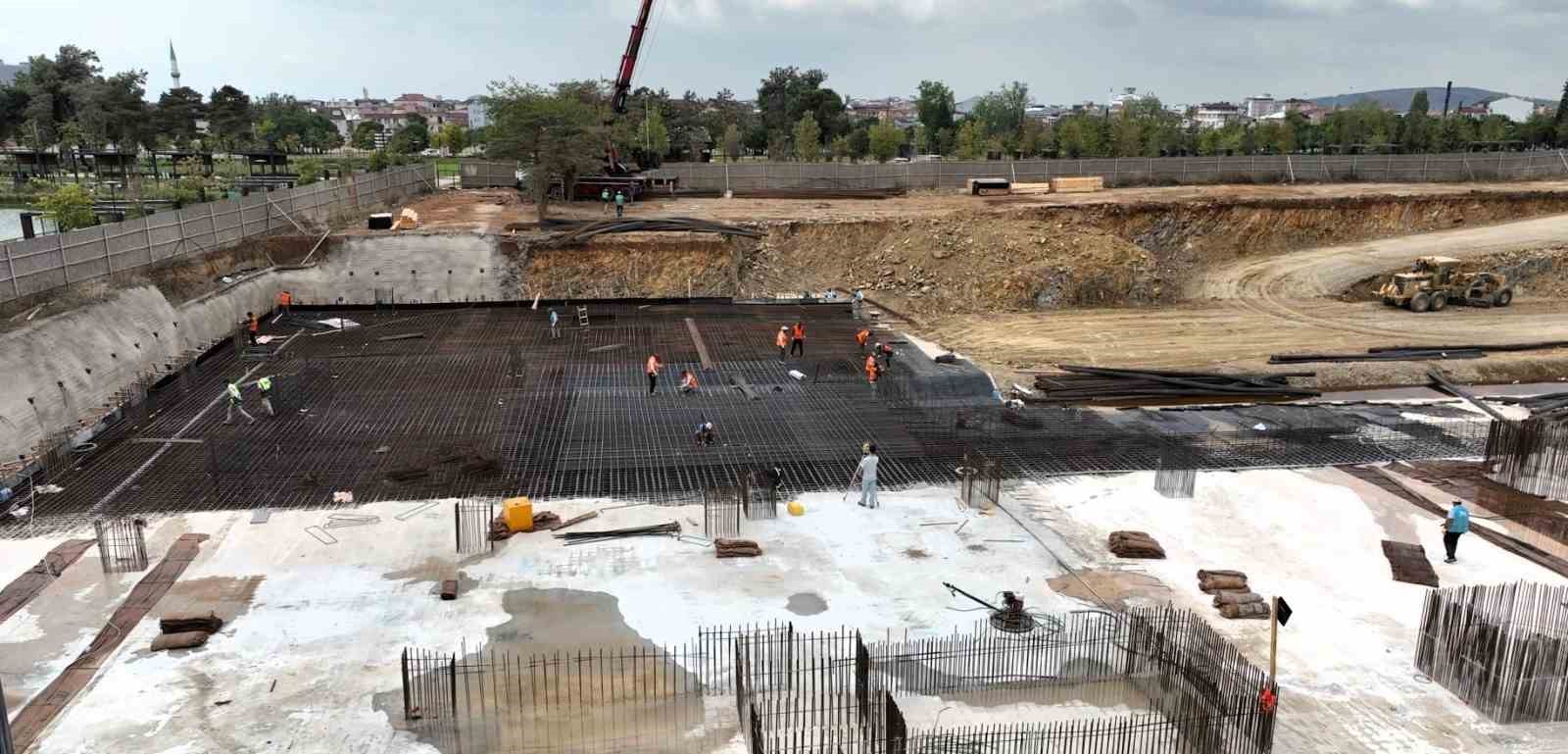 Gebze Millet Bah&ccedil;esi Camii&rsquo;nde temel ve betonarme mesaisi