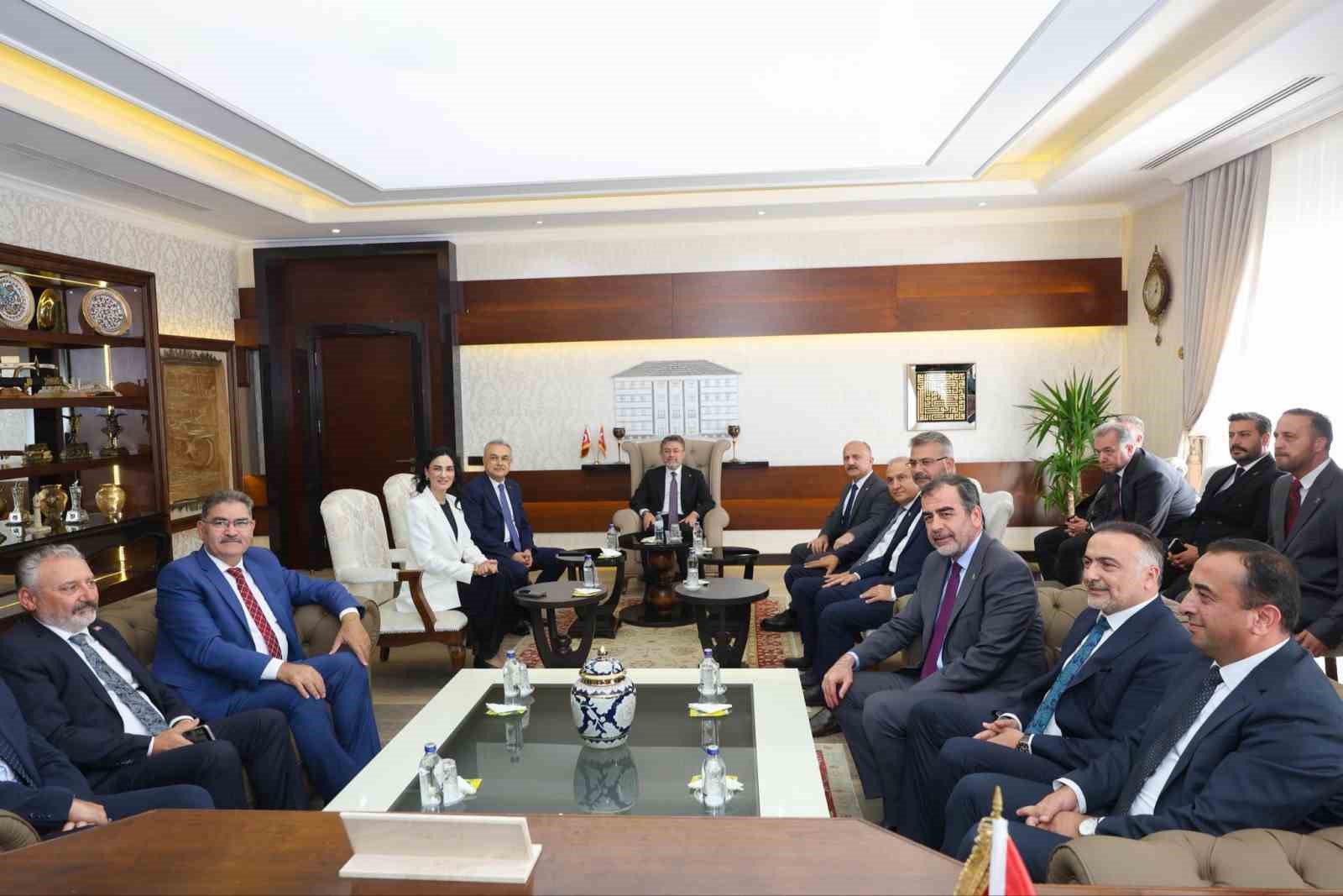 Bakan Yumaklı&rsquo;nın ikinci durağı Aydın Valiliği oldu