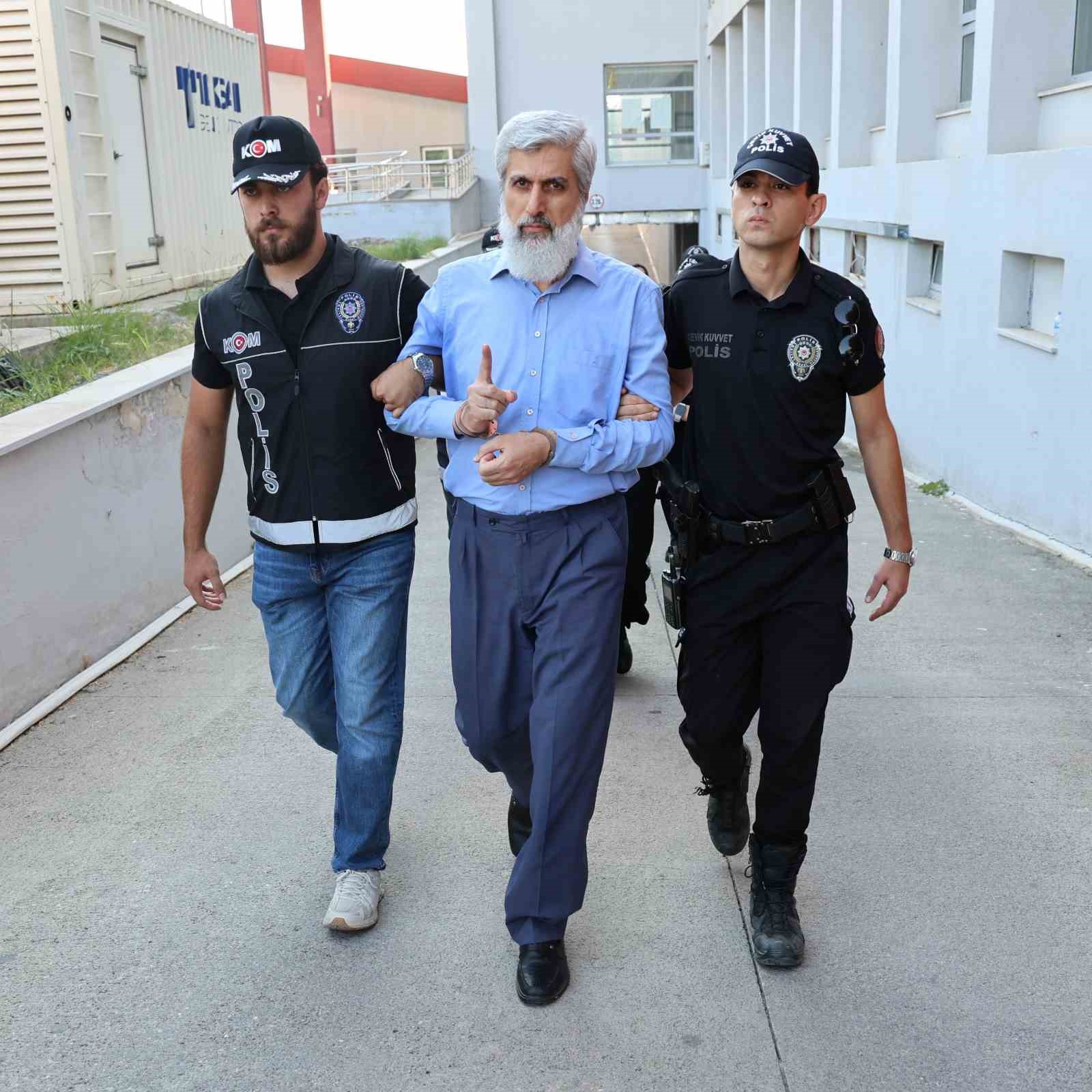 "Alparslan Kuytul Su&ccedil; &Ouml;rg&uuml;t&uuml;" soruşturmasında Alparslan Kuytul ve eşi tutuklandı