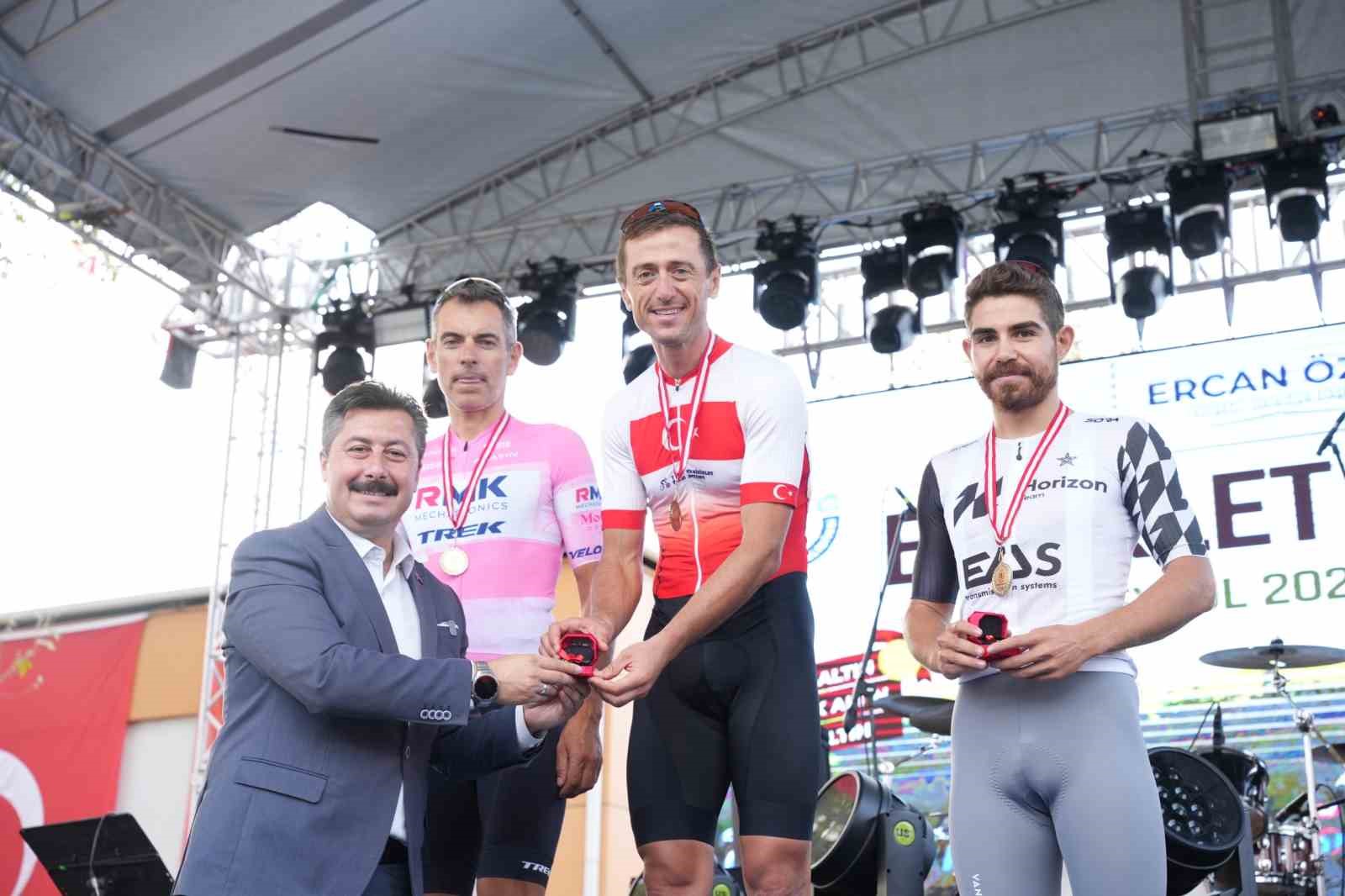 Yenişehir&rsquo;de pedallar zafer i&ccedil;in &ccedil;evrildi