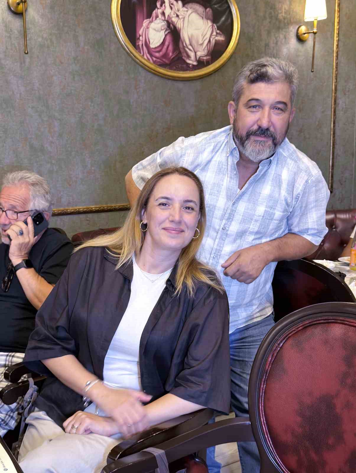 24 yıl sonra, efsane dizi geri d&ouml;nd&uuml;