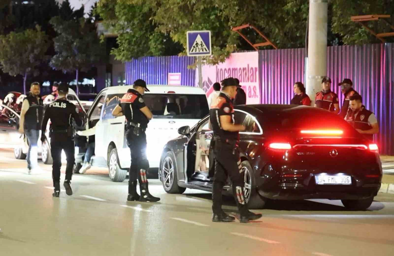 Aksaray&rsquo;da "Huzurlu sokaklar" uygulaması