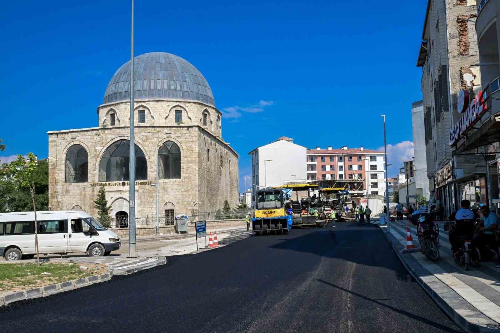 Başkan Er: "Boztepe Caddesi &ouml;nemli bir ulaşım aksı olacak"