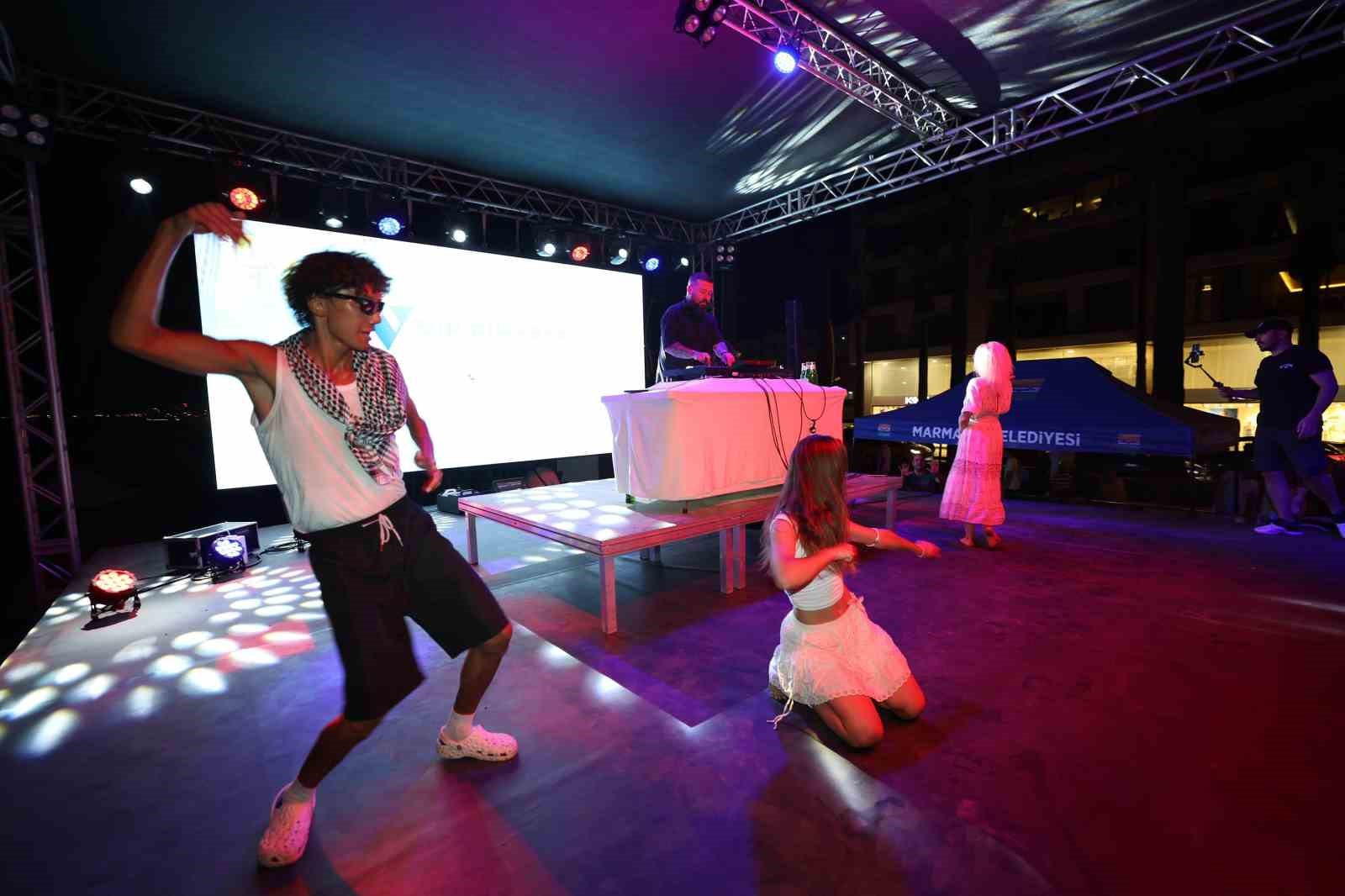 Marmaris, hafta sonu m&uuml;ziğe doydu