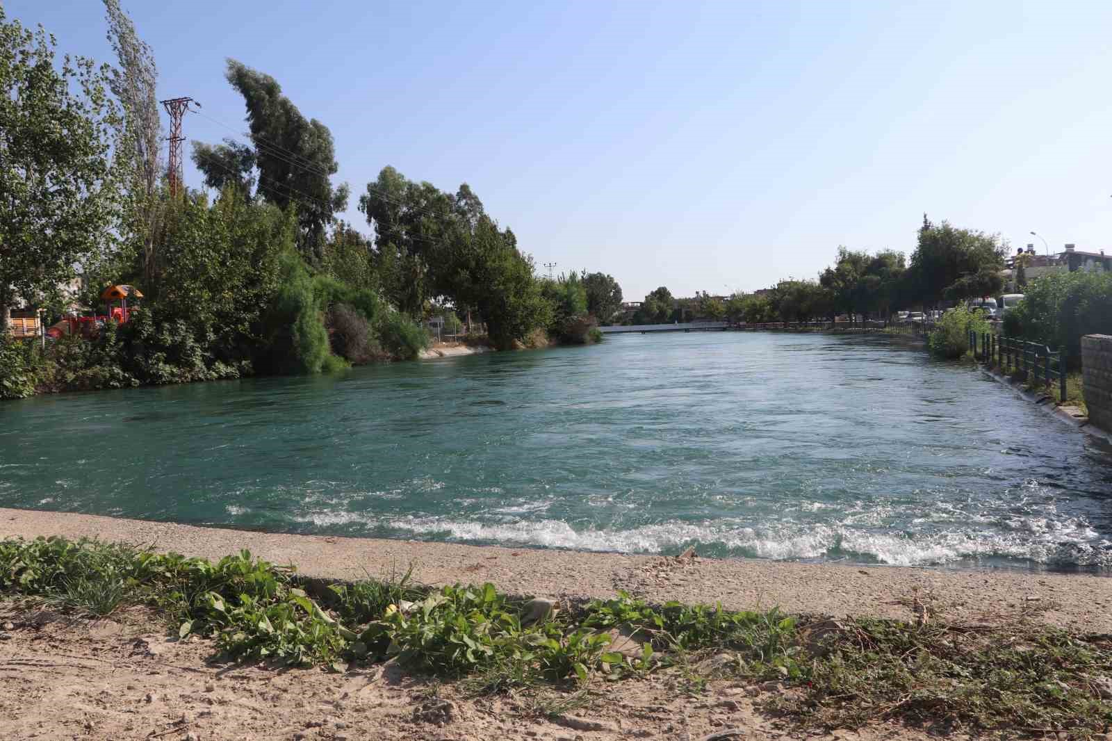 Adana&rsquo;da sulama kanalında kaybolan kişi aranıyor