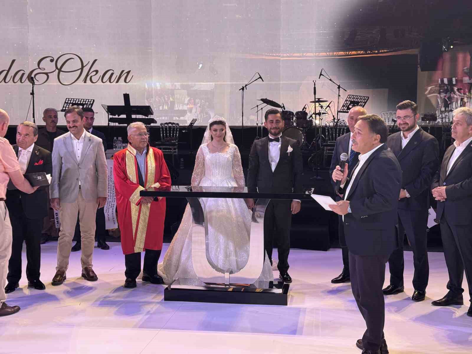Başkan Odakır&rsquo;ın mutlu g&uuml;n&uuml;