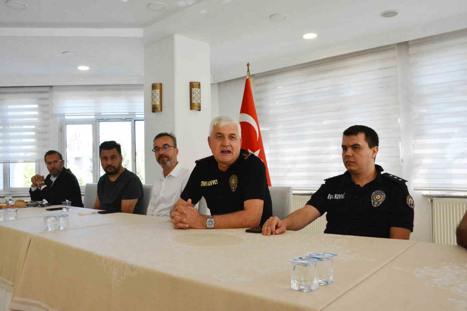 Balıkesir’de yeni sezon öncesi güvenlik toplantısı gerçekleştirildi