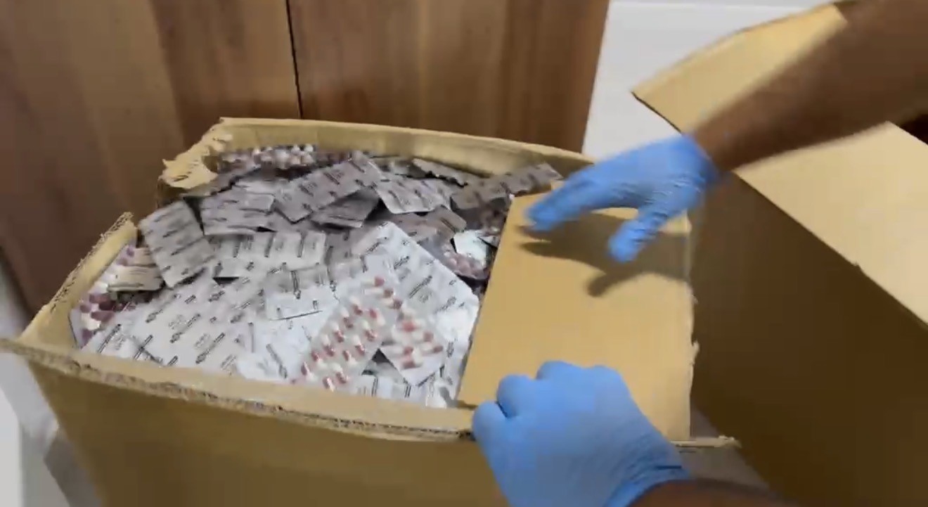 46 bin uyuşturucu hap ele ge&ccedil;irildi