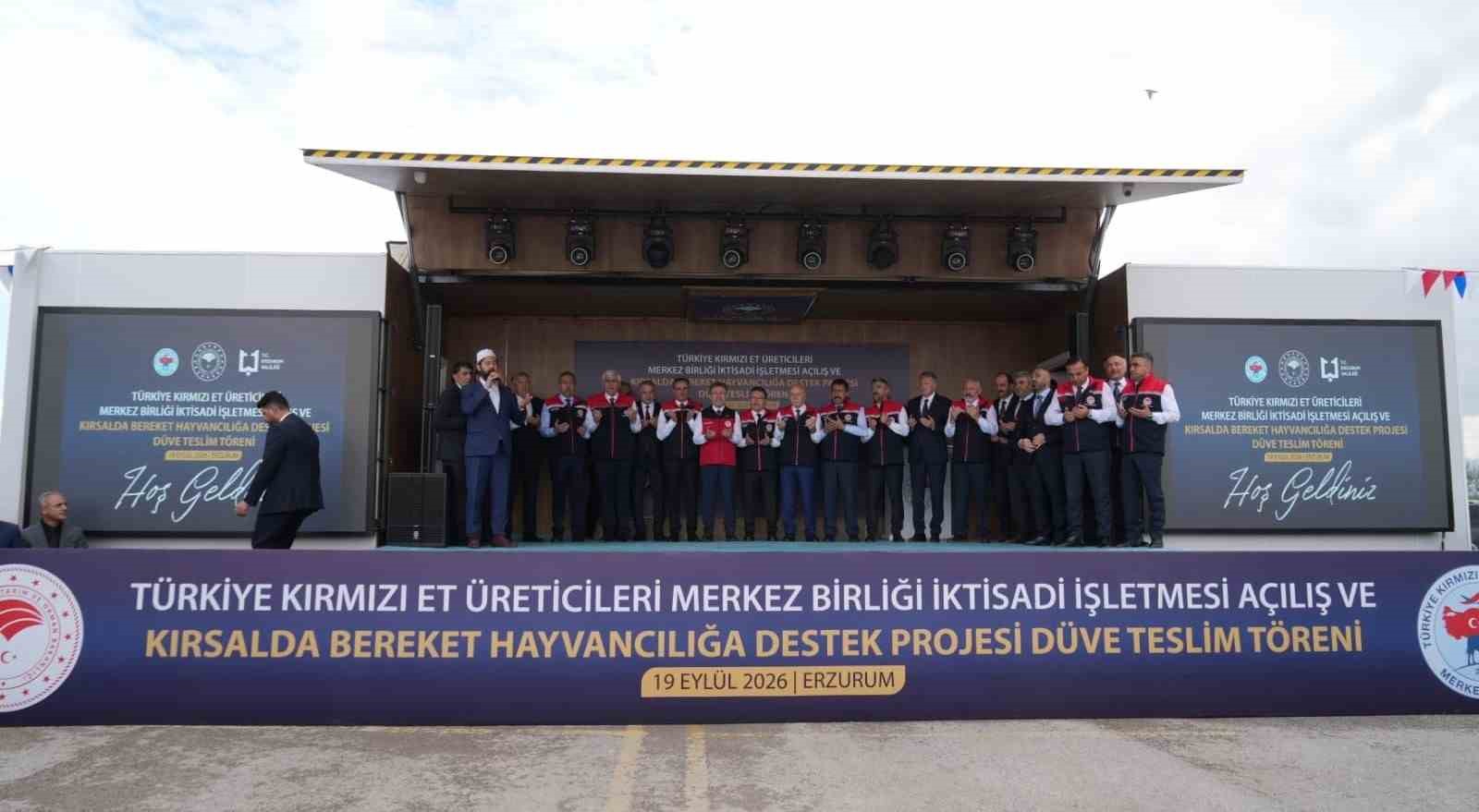Bakan Yumaklı Erzurum&rsquo;da a&ccedil;ıkladı: "Artık hayvan aşısı ve kimliklendirme &uuml;creti alınmayacak"
