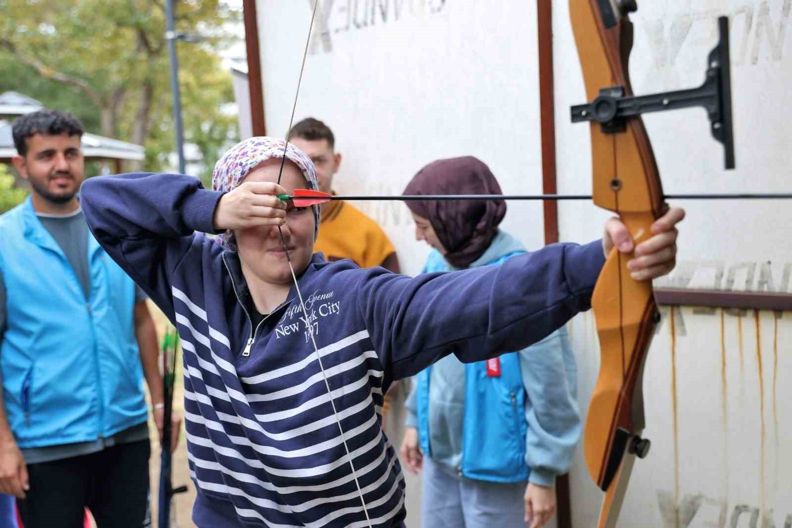 B&uuml;y&uuml;kşehir&rsquo;den farklı gelişim g&ouml;steren gen&ccedil;ler i&ccedil;in kamp