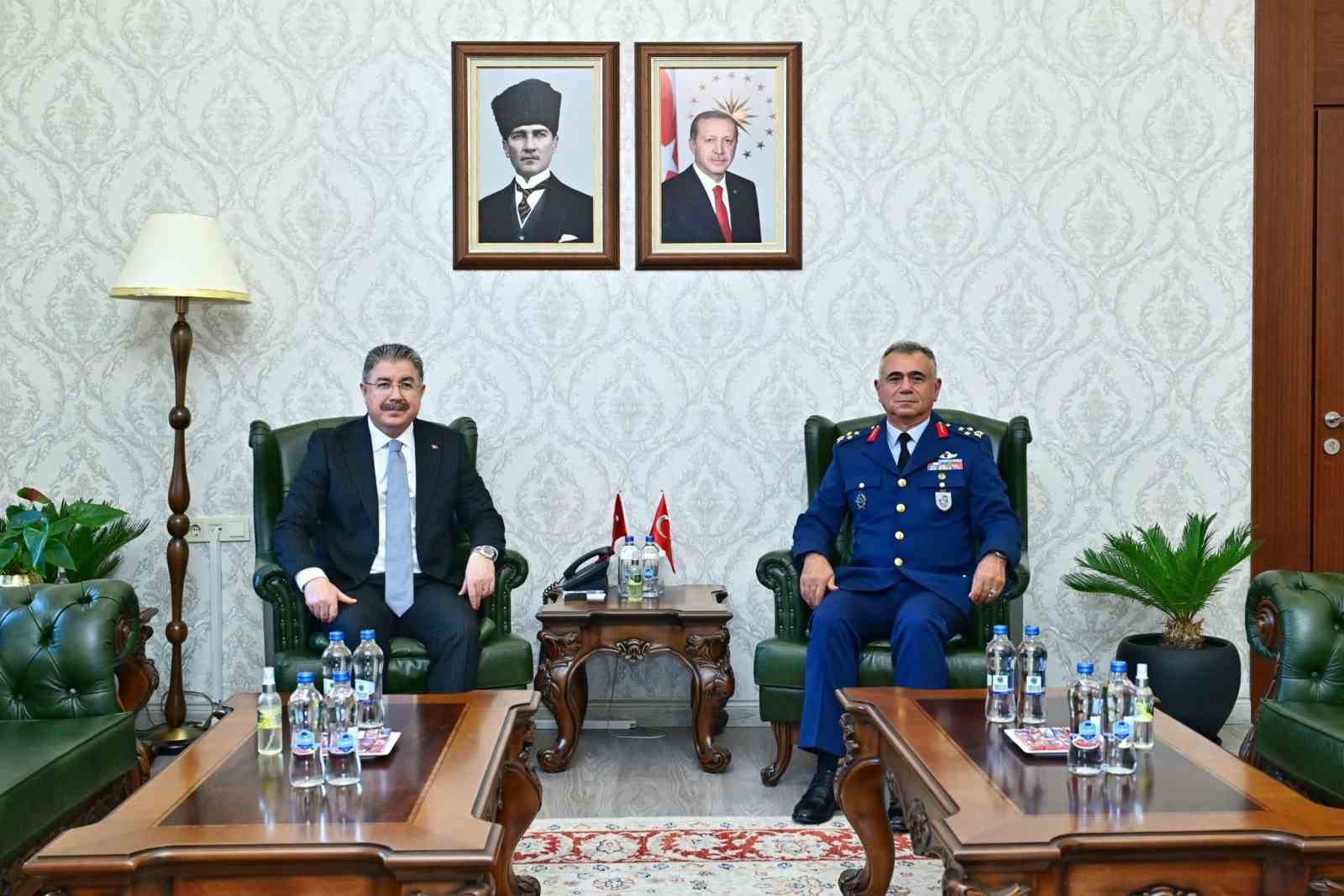 Hava Korgeneral Erdoğan G&uuml;r&rsquo;den Vali Dr. Erdin&ccedil; Yılmaz&rsquo;a ziyaret