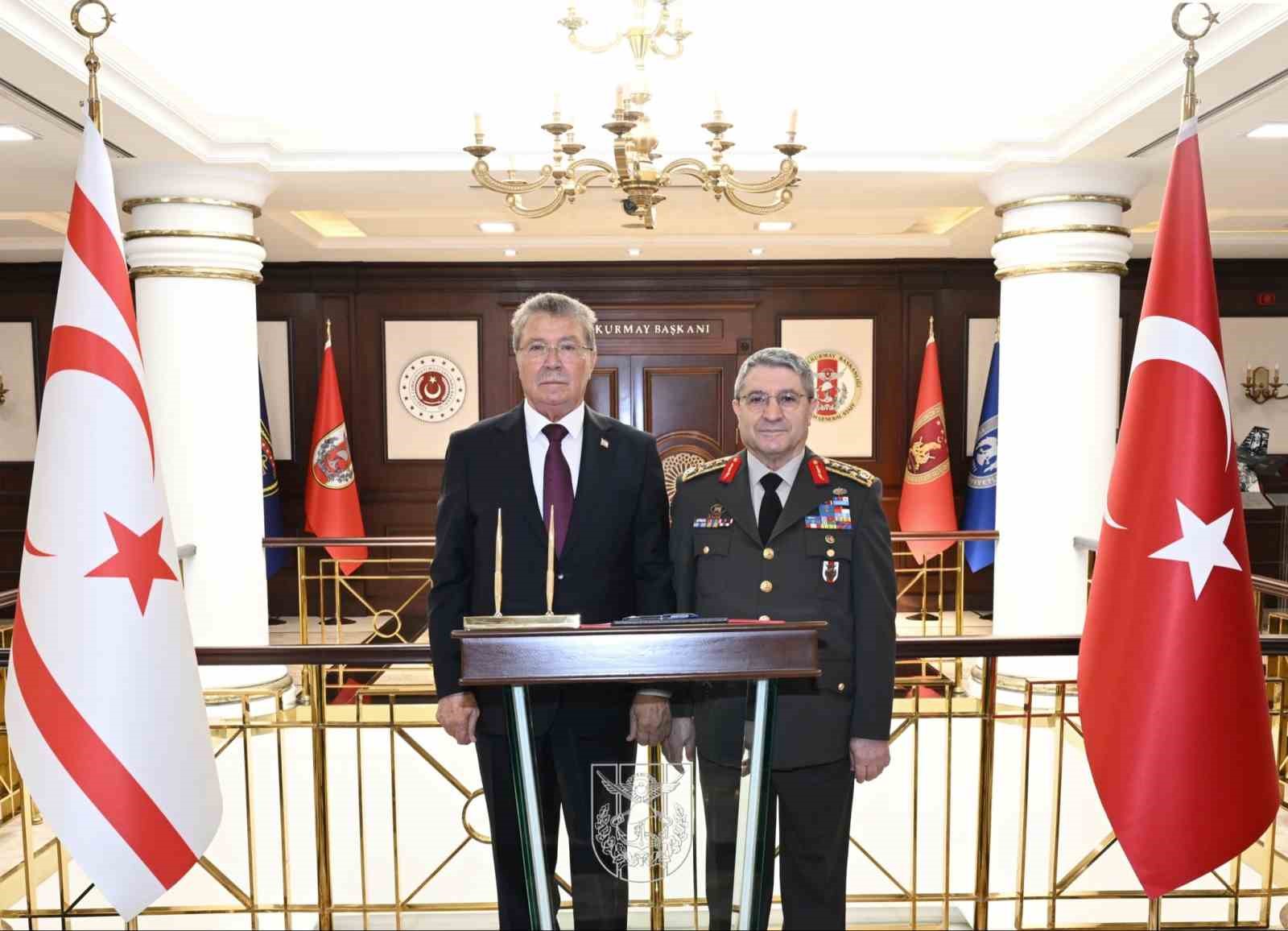 Genelkurmay Başkanı Bayraktaroğlu, KKTC Başbakanı &Uuml;stel ile g&ouml;r&uuml;şt&uuml;