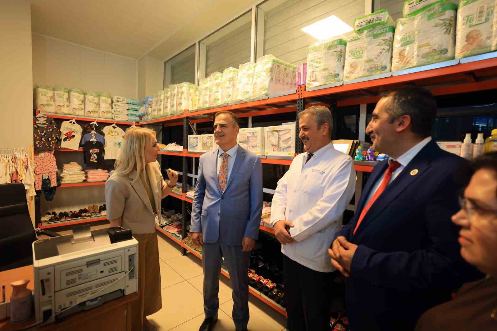 MEAH&rsquo;ta &rsquo;Minik eller mağazası&rsquo; hizmete a&ccedil;ıldı