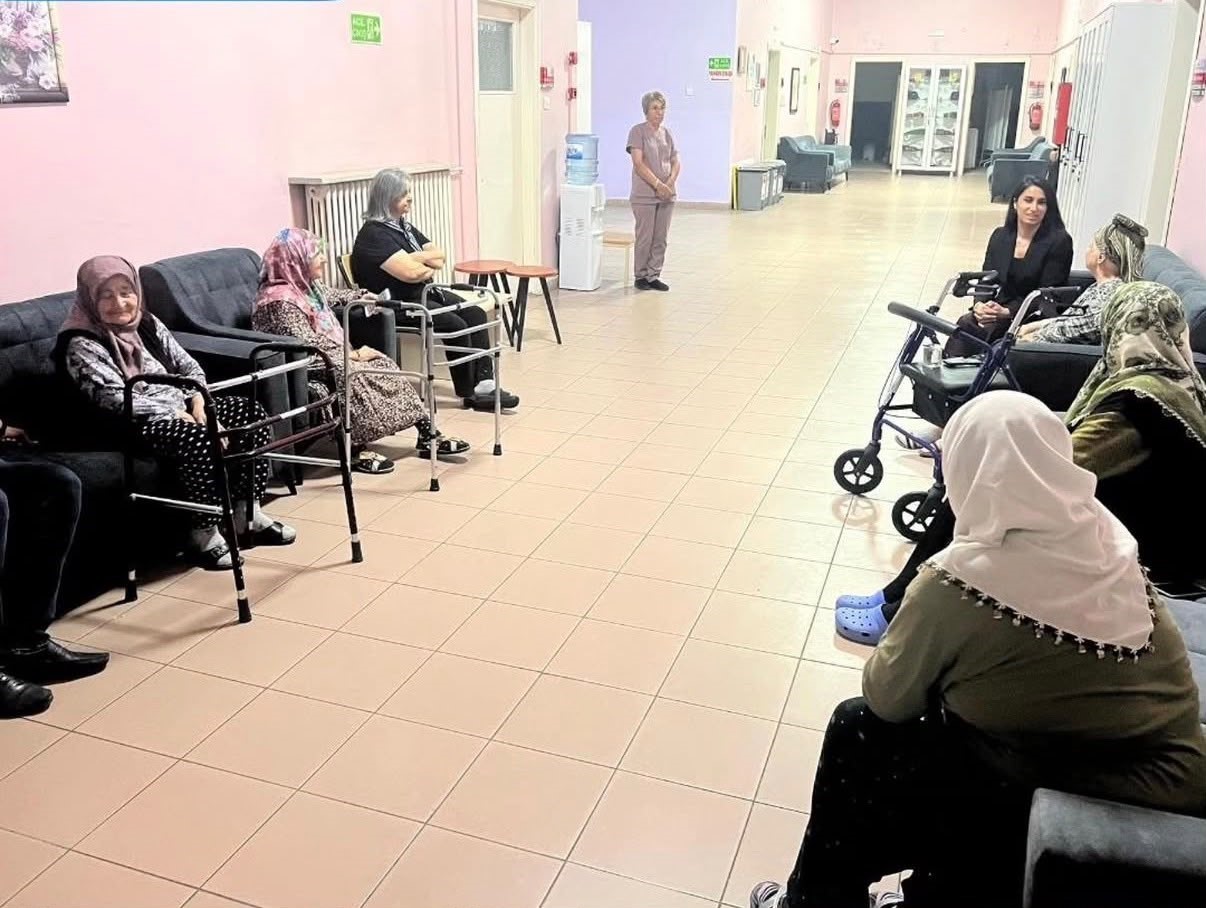 Kırklareli&rsquo;nde huzurevi sakinleri Mevlit Kandili&rsquo;nde bir araya geldi
