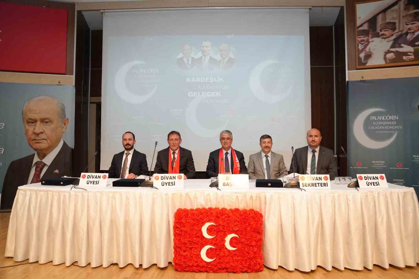 MHP Paland&ouml;ken İl&ccedil;e kongresi yapıldı