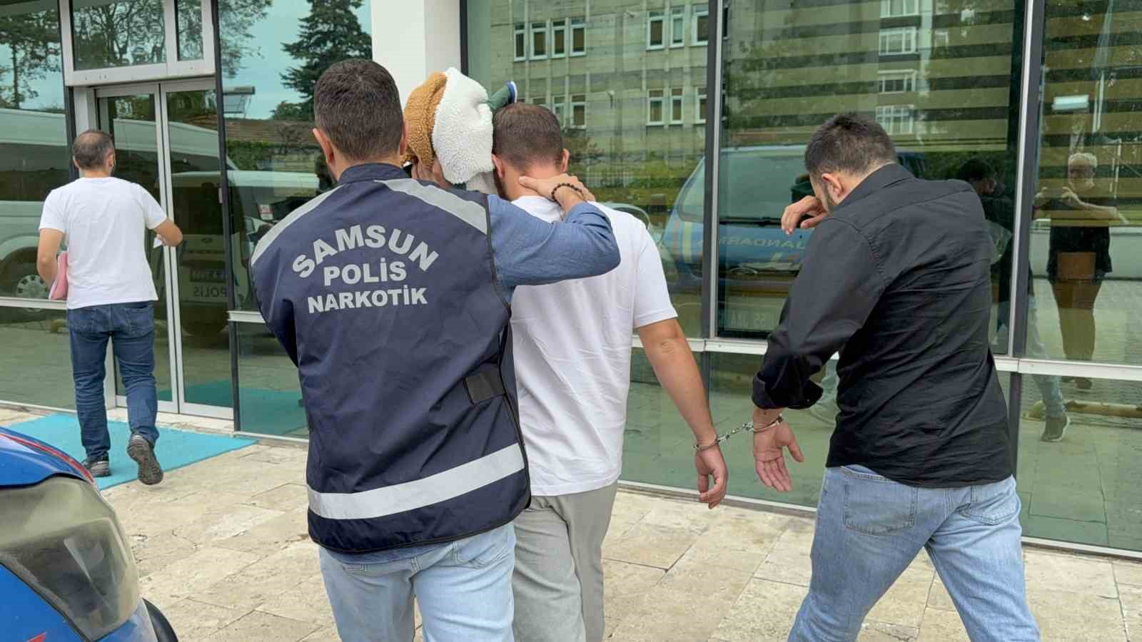 Samsun&rsquo;da 2 ayrı uyuşturucu operasyonu: 2 g&ouml;zaltı