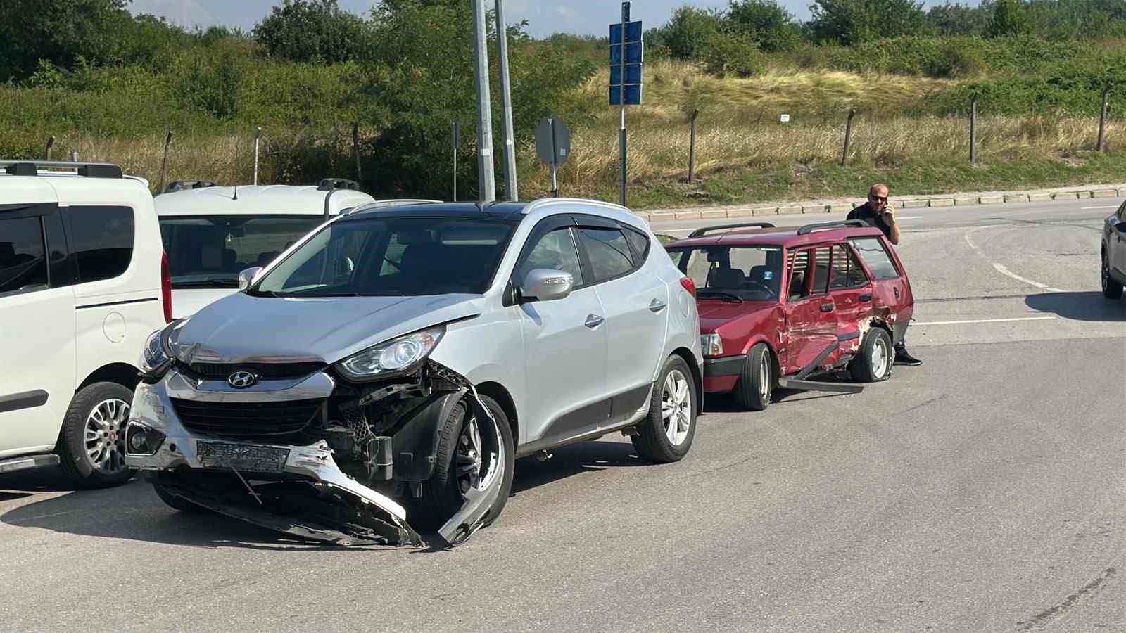 Samsun&rsquo;da kavşakta kaza: 1 yaralı