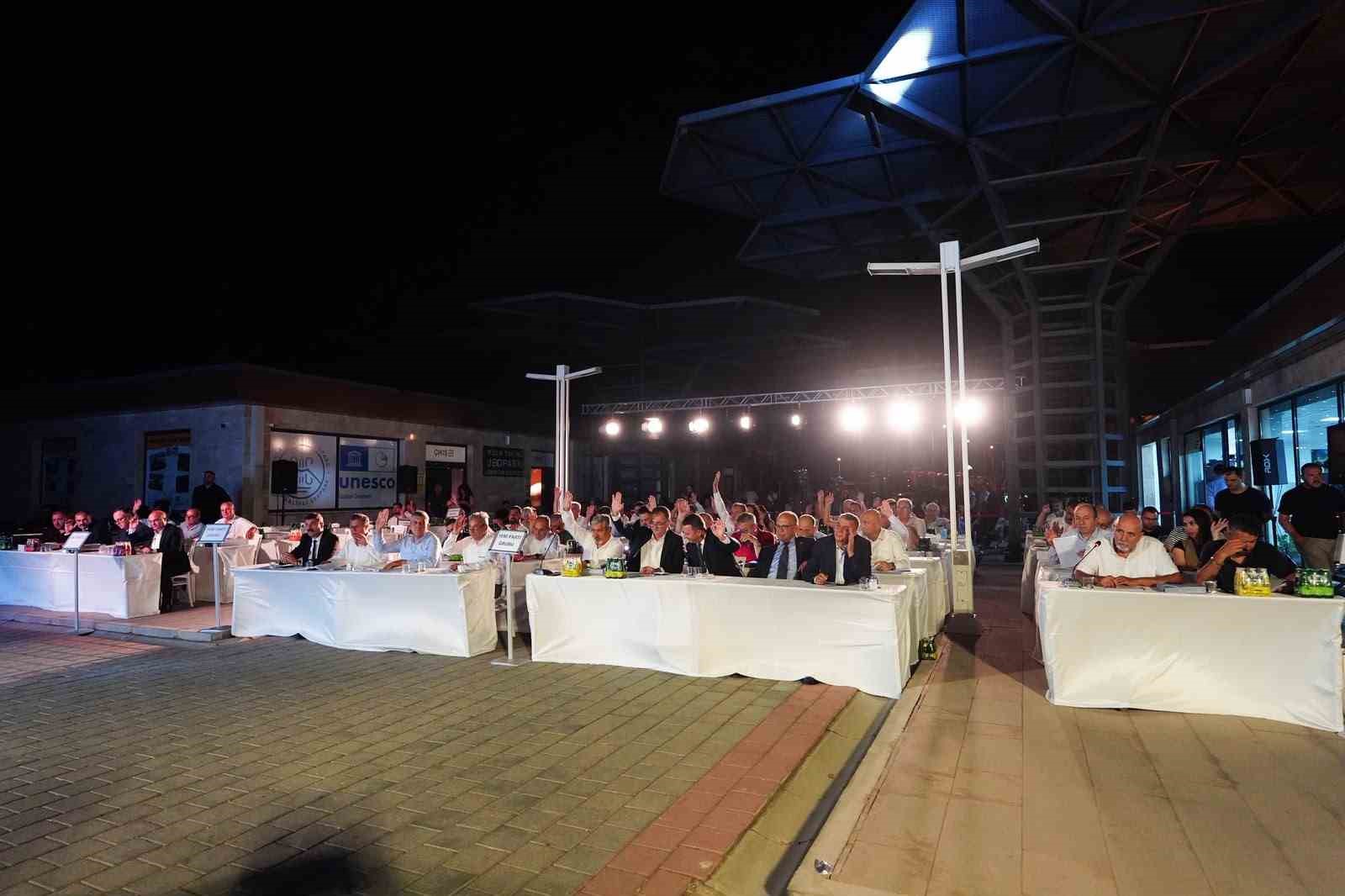 B&uuml;y&uuml;kşehir Meclisi Kula Jeopark&rsquo;ta toplandı